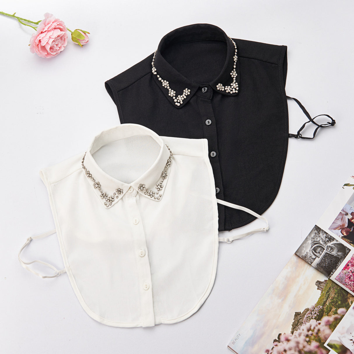 طوق ديكي مزين بزهرة من أحجار الراين