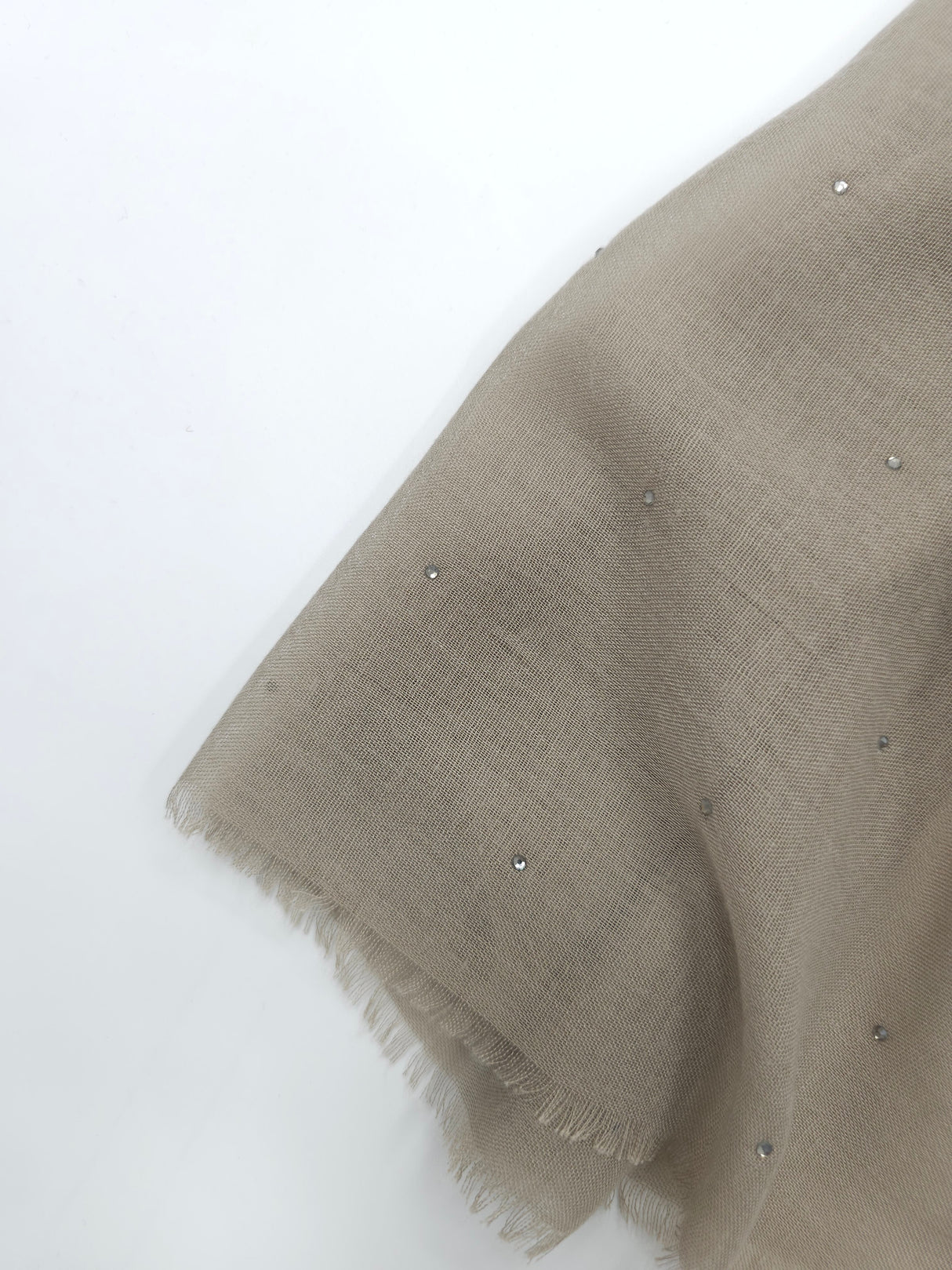 شال كريستالي كبير وخفيف الوزن