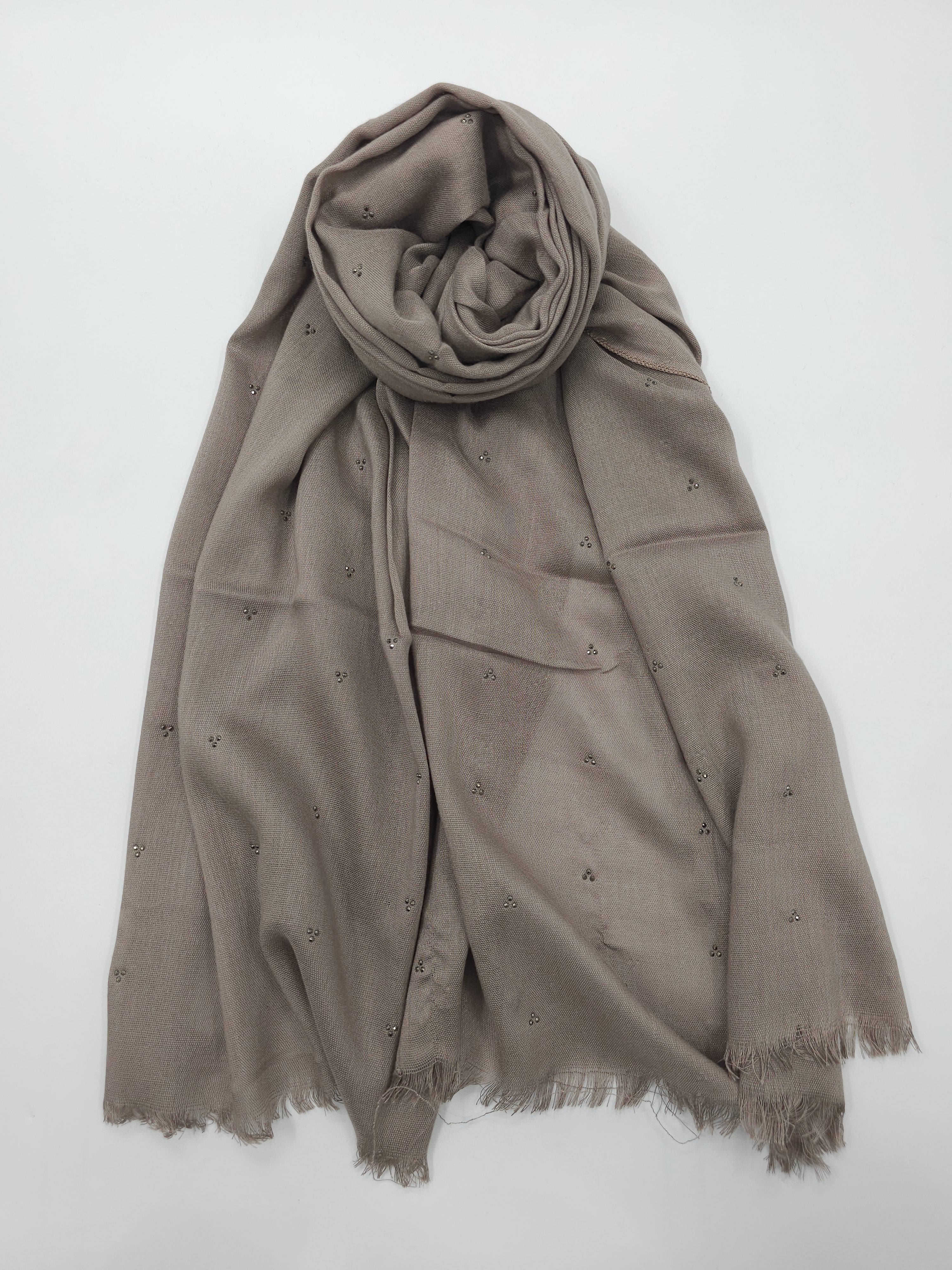 شال كريستال ملكي خفيف الوزن