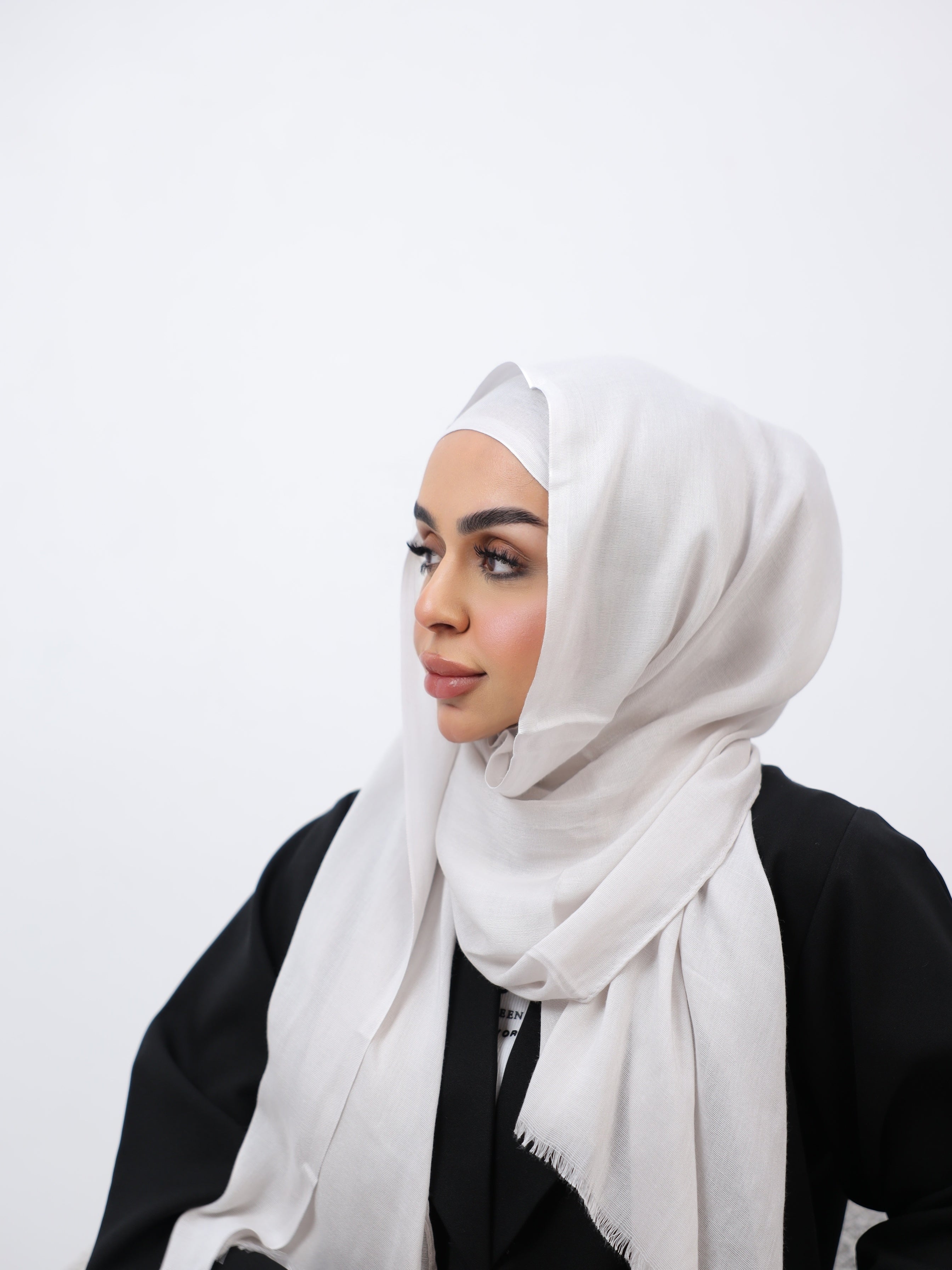 شال فيسكوز فاخر عرض صغير حجاب