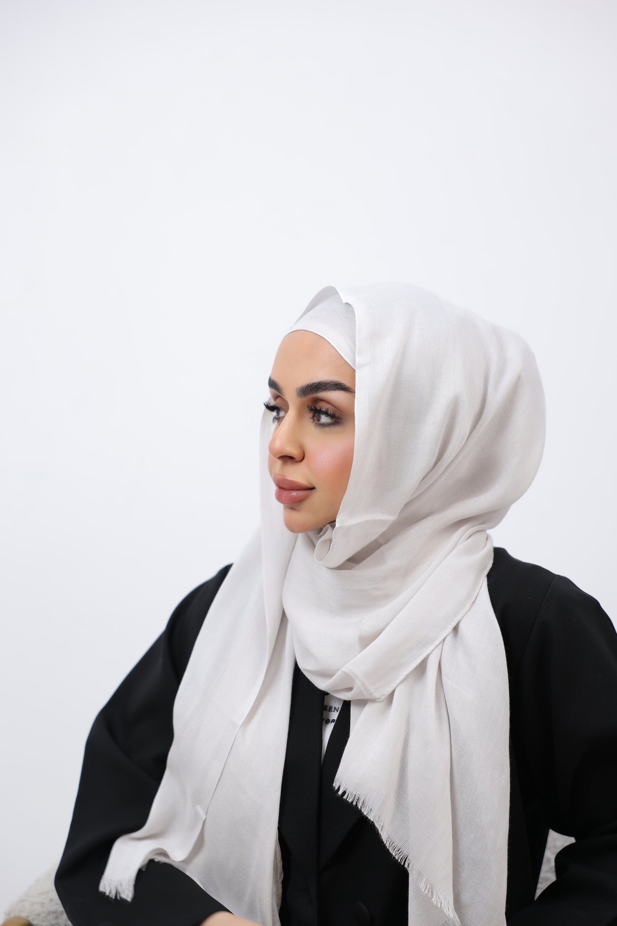 شال فيسكوز فاخر عرض صغير حجاب