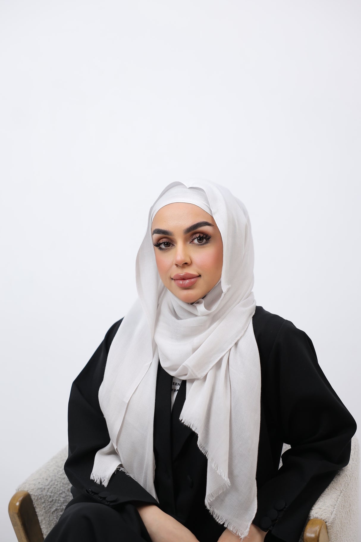 شال فيسكوز فاخر عرض صغير حجاب