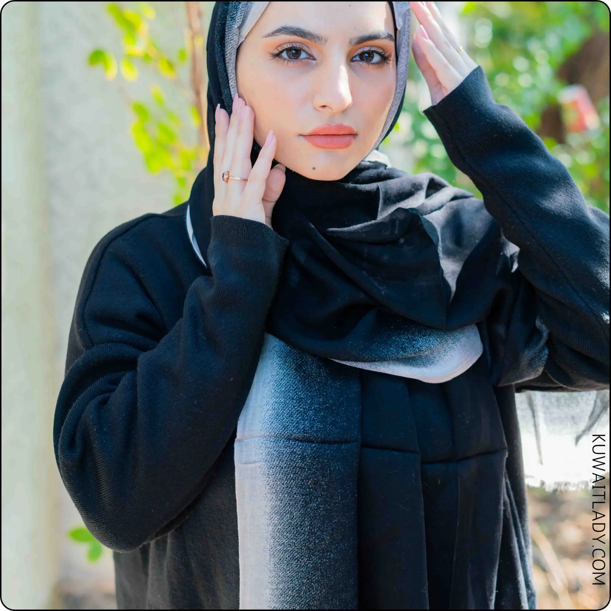 Fading Gradient Border Linen Ombre Scarf Smack Touch (Hijab)