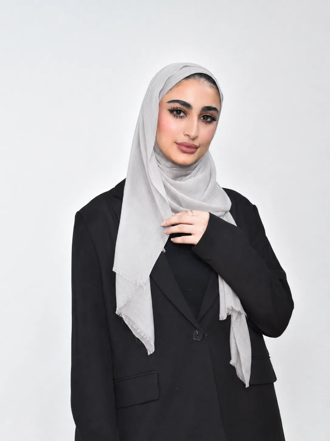 وشاح طيب خفيف الوزن من الكتان للصيف