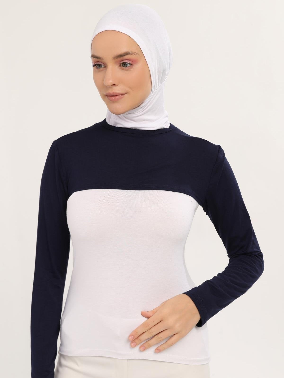 أكمام دانتيل للذراع (حماية من الأشعة فوق البنفسجية)