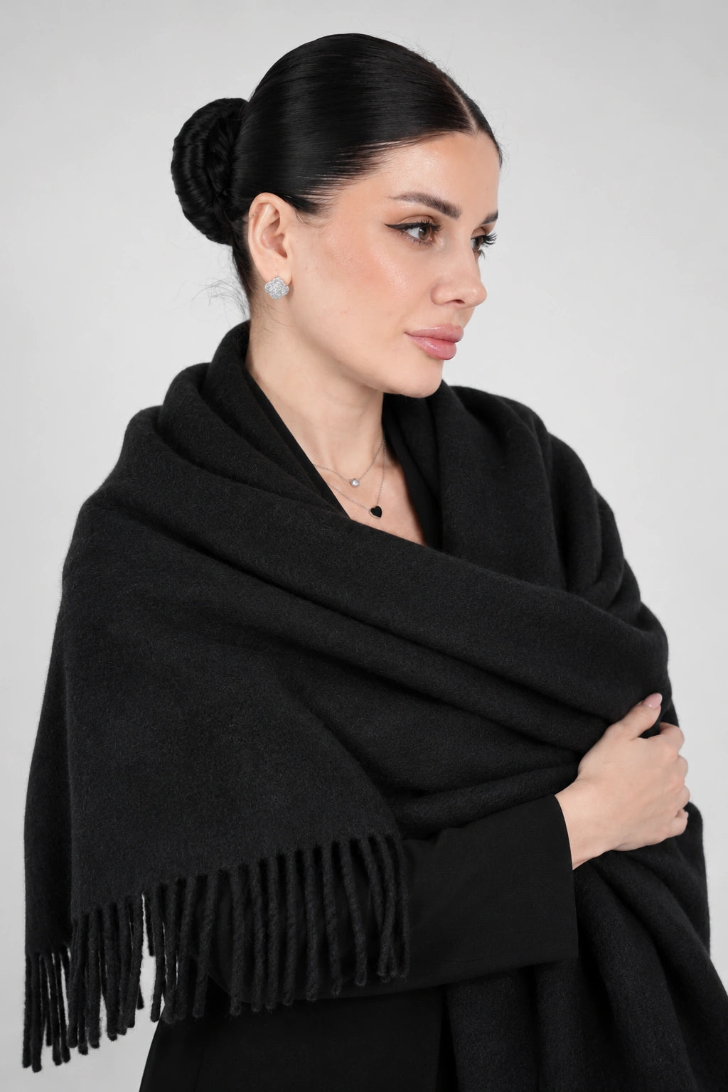 Original Wool Shawl – Black – wrapped closeup