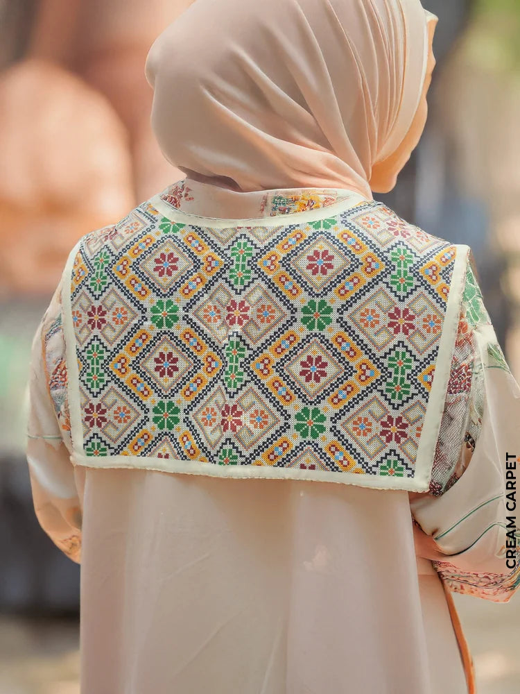 Fashionable Dickey Collar Cream Carpet Collar