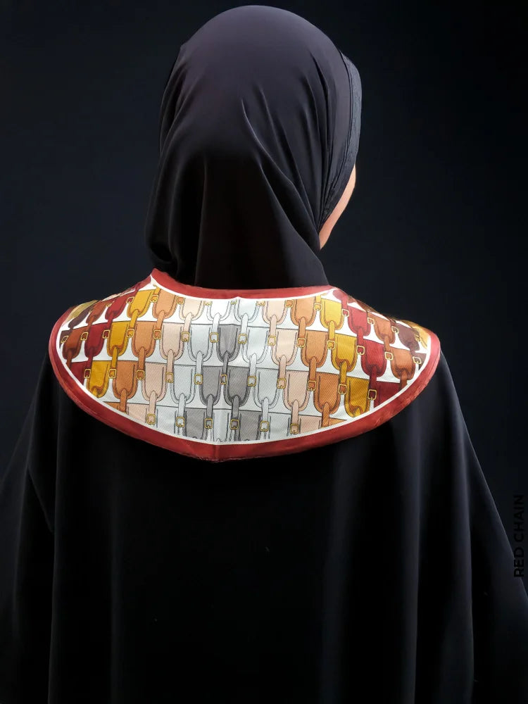 Fashionable Dickey Collar Red Chain Collar