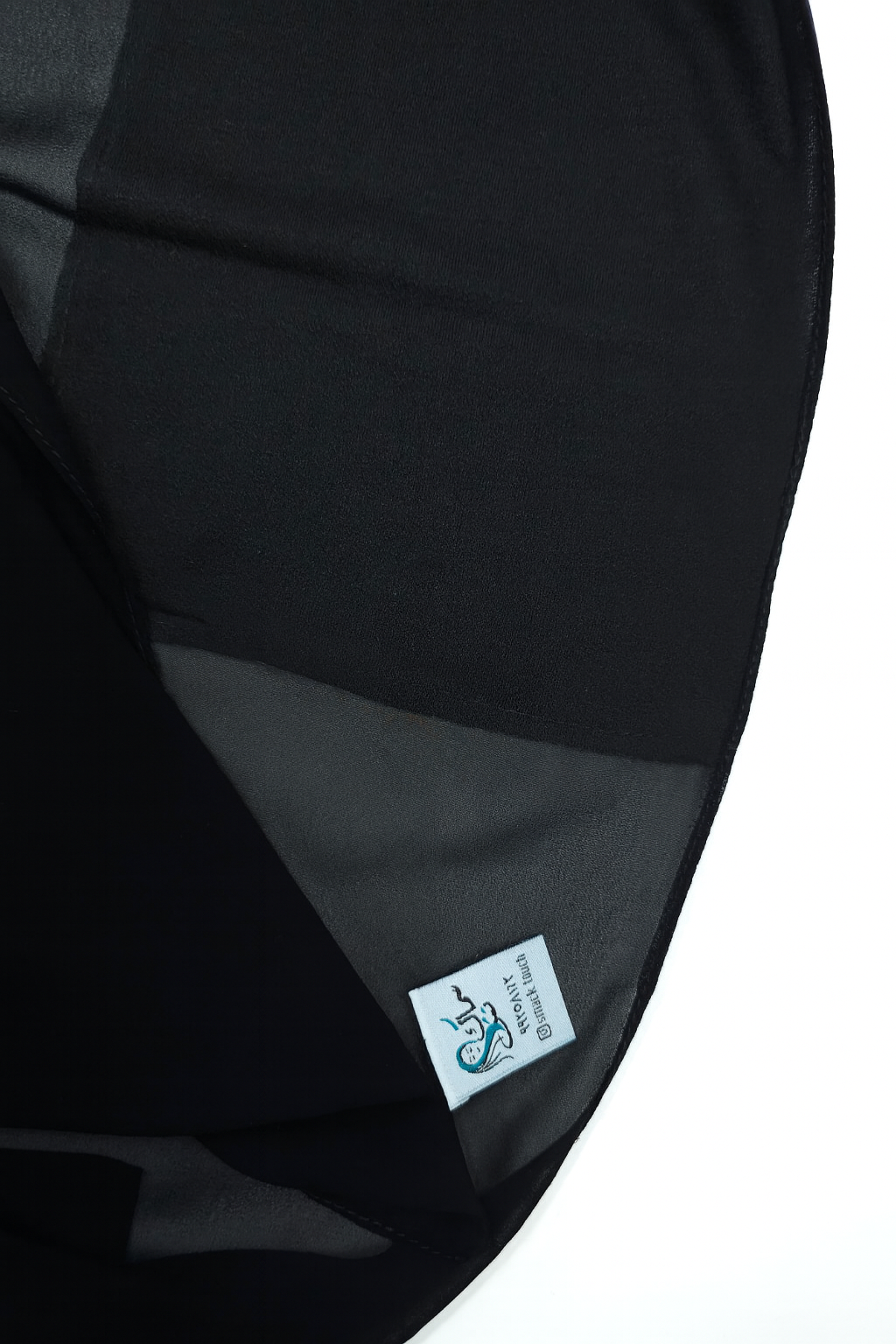 شيلات خام شيفون وسط شاش تركي مع طائفة باقية