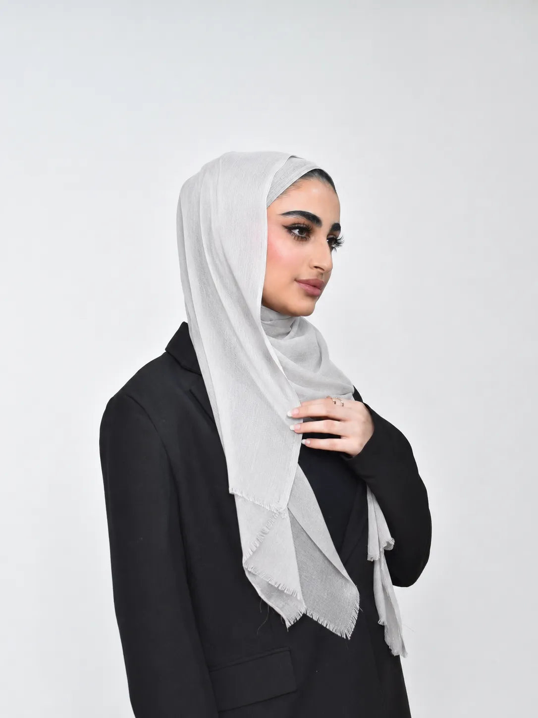 وشاح طيب خفيف الوزن من الكتان للصيف