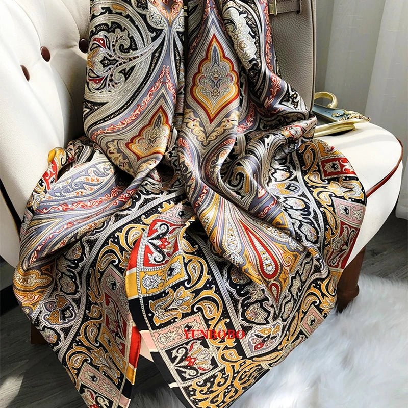 Chain print silk scarf 180*90