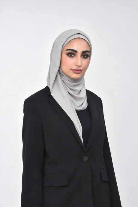 حجاب إيطالي قصير