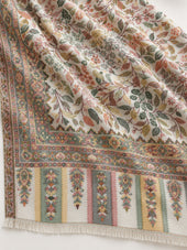 Premium Bareek Kani #32 Floral Ivory Shawl — 02-material-closeup