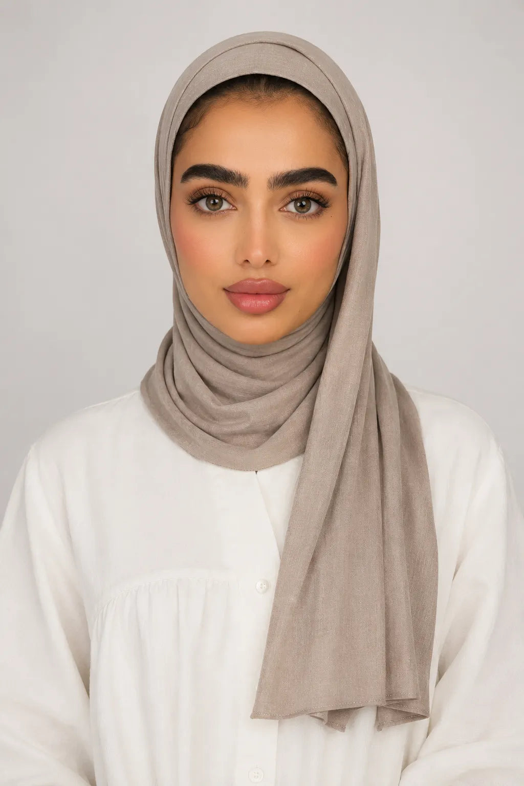 حجاب قصير من القطن الإما