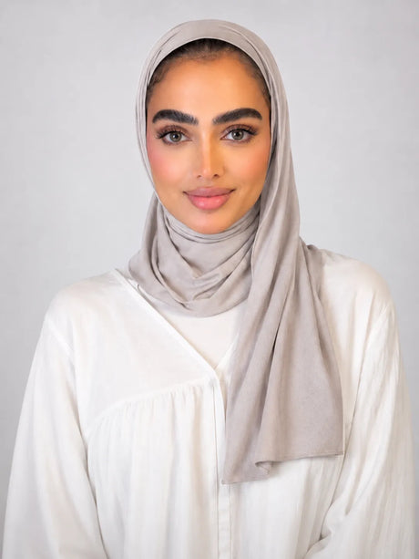 حجاب قصير من القطن الإما