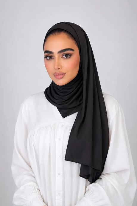 حجاب قصير من القطن الإما