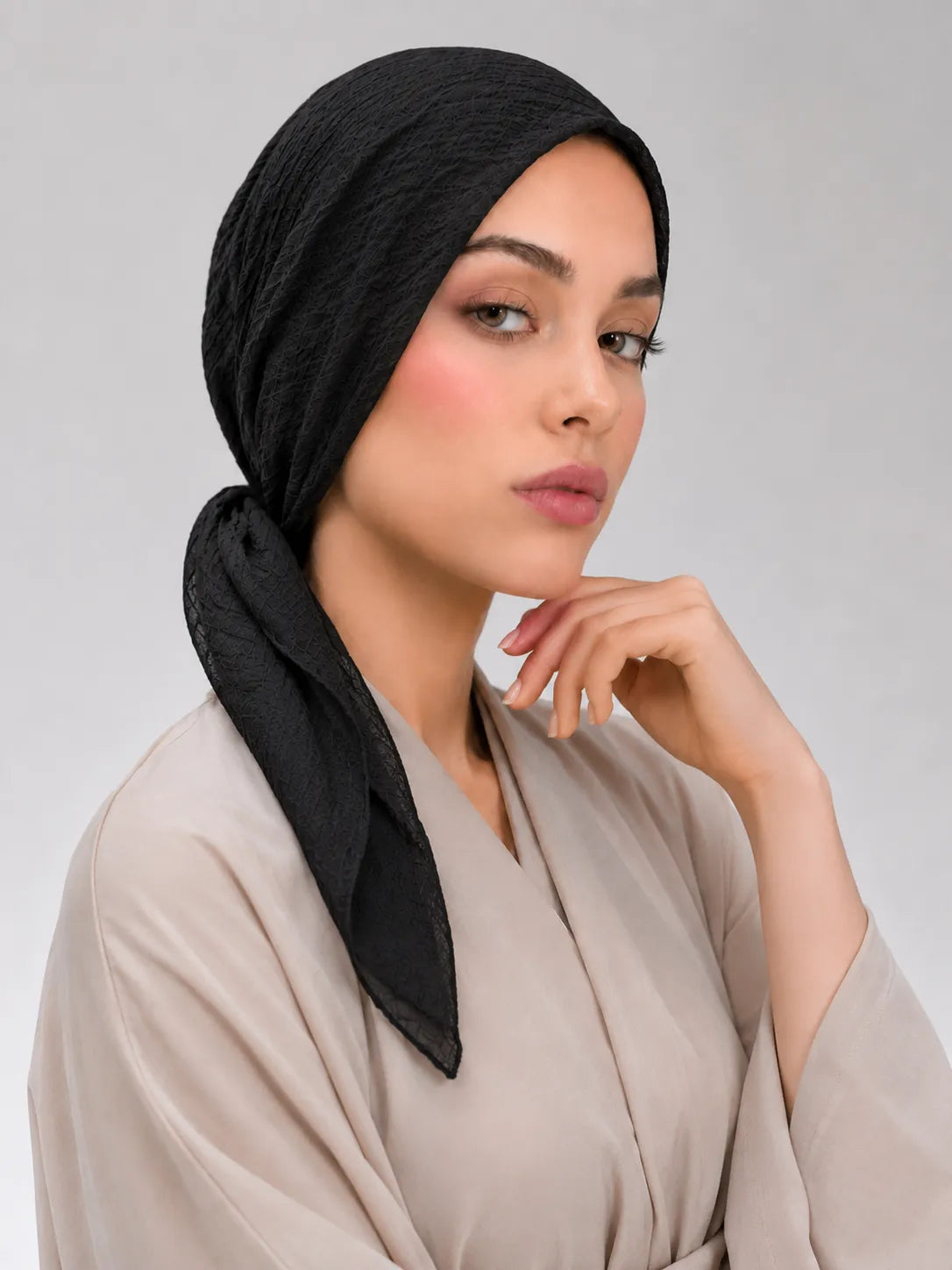 حجاب مربّع مجعد 90*90