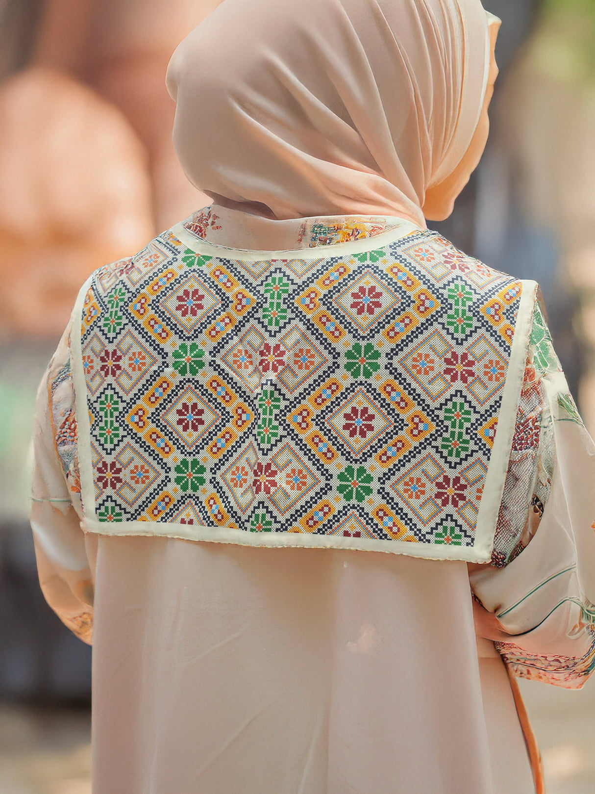 طوق ديكي عصري