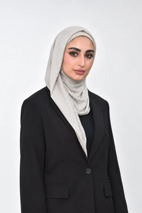 حجاب إيطالي قصير