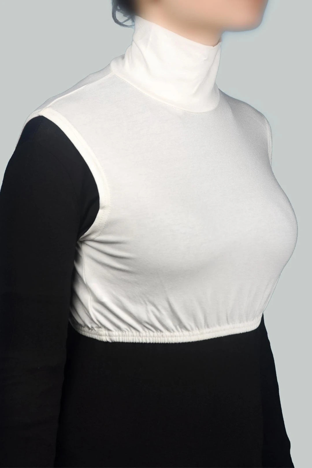 No sleeve turtle neck full neck half body