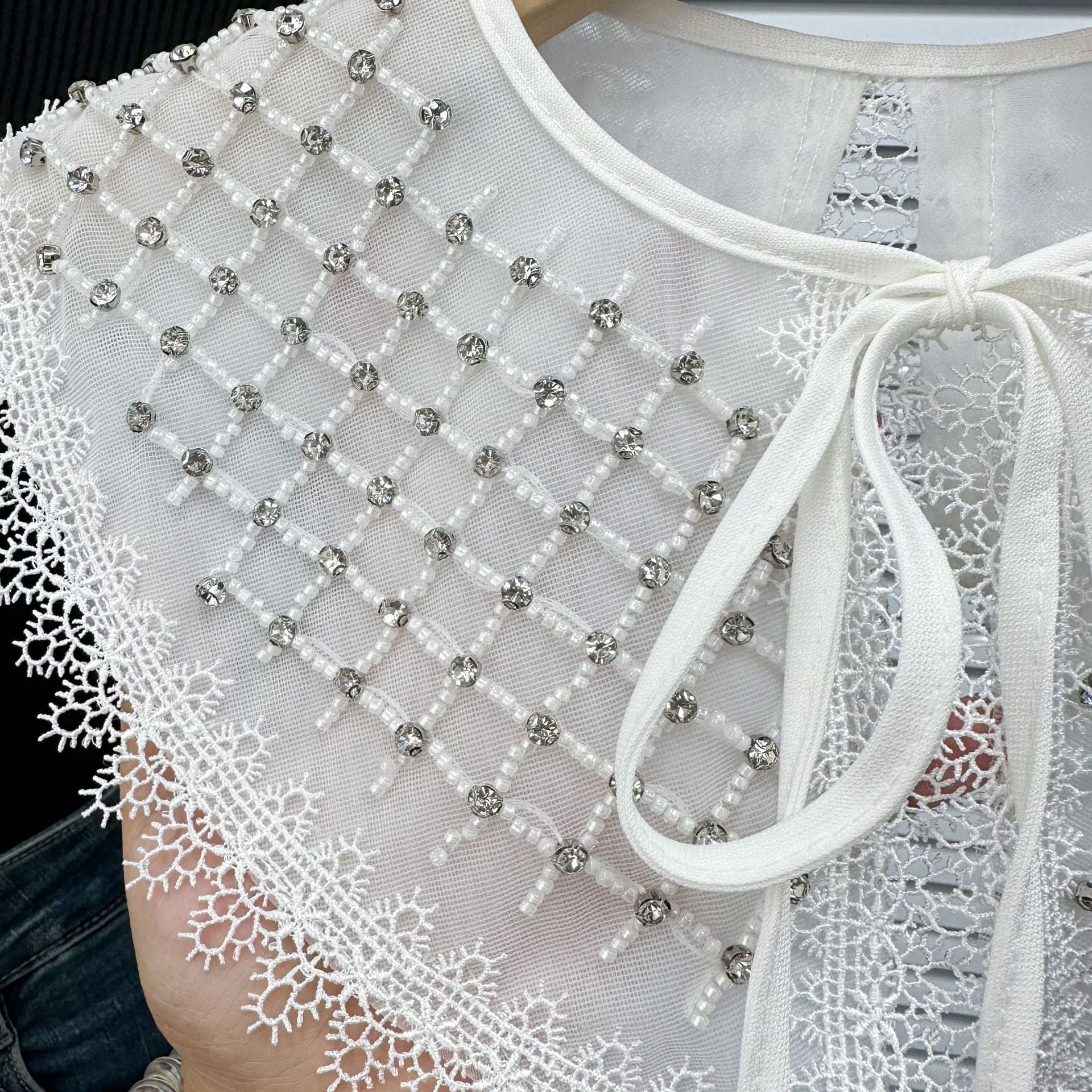 طوق ديكي | تصميم اللؤلؤ