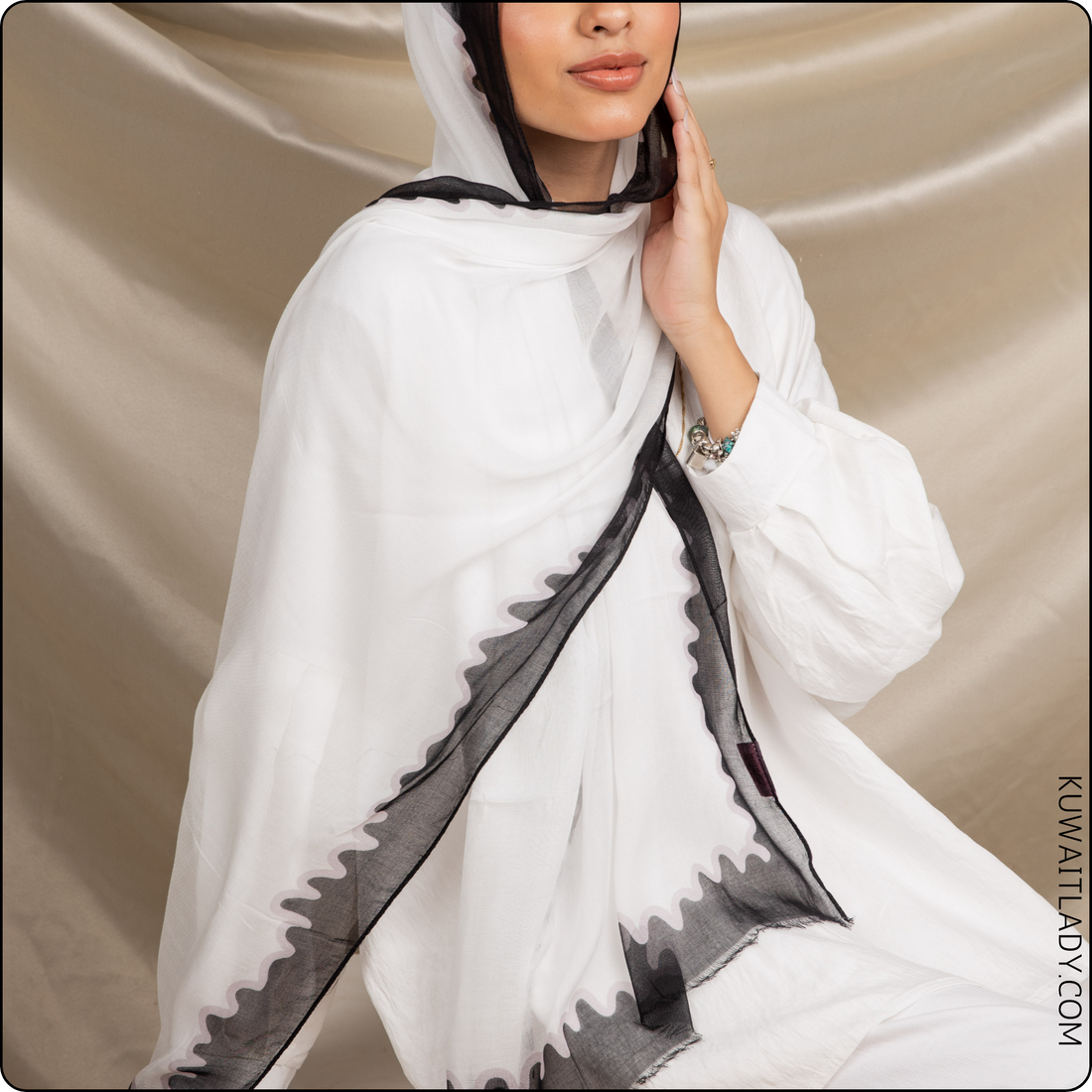 حجاب شيفون مع قبعة بيسبول