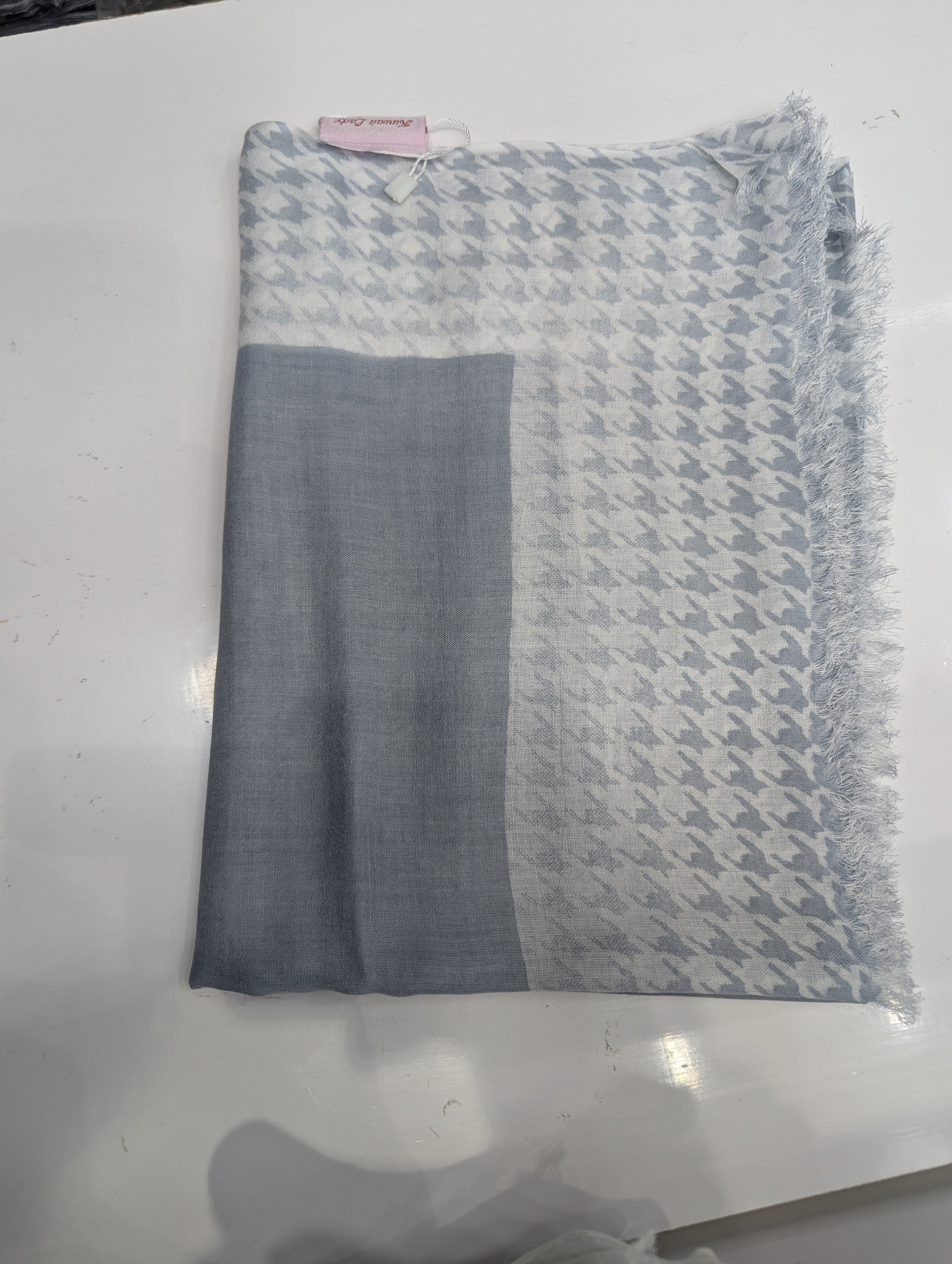 حجاب شيفون مع قبعة بيسبول