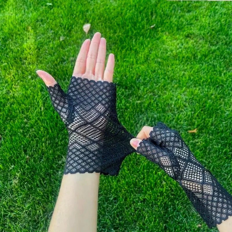 Hollow out fingerless gloves