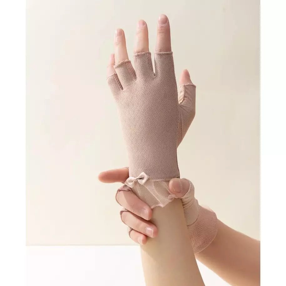 Sun protection fashionable fingerless gloves
